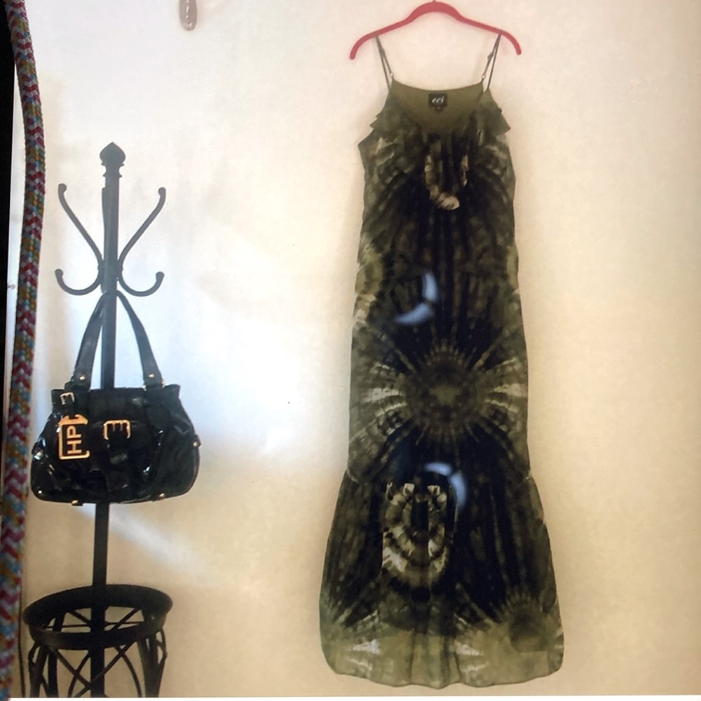 👗👗ECI👗👗Ruffled Olive 🫒 Green Tie-Dye Maxi Dress Size XL